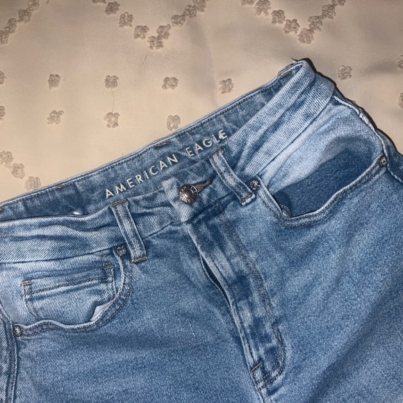 American Eagle Outfitters High Rise Blue Jeans - Picture 1 of 3
